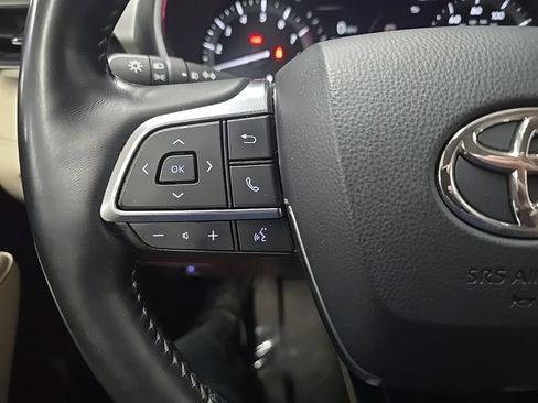 Used 2021 Toyota Highlander Platinum image 20