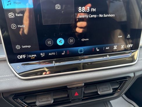 New 2026 Volkswagen Tiguan SE AWD/4WD image 32