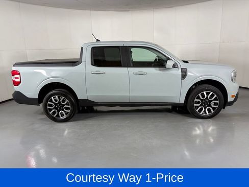 Used 2023 Ford Maverick Lariat w/ Lariat Luxury Package FWD image 12