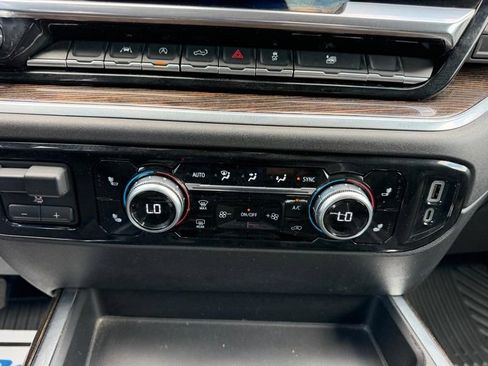 Used 2022 GMC Sierra 1500 Elevation AWD/4WD image 13