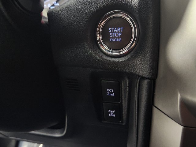 Used 2021 Lexus GX 460 Premium w/ Premium Package AWD/4WD image 31