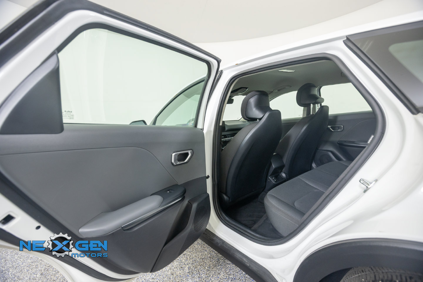 Used 2025 Kia K4 FWD image 26
