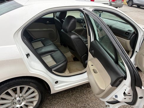 Used 2009 Mercury Milan Premier image 35