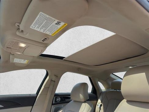 Used 2019 Lincoln MKZ Reserve w/ Luxury Package FWD image 27