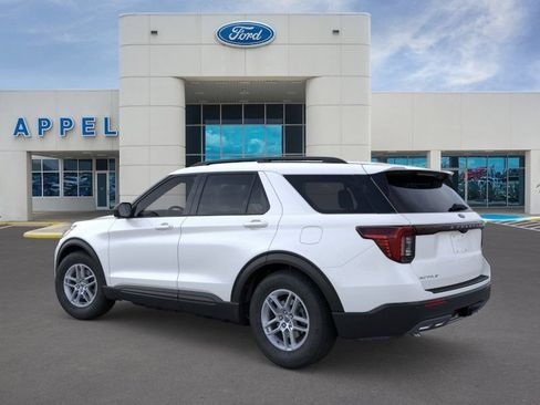 New 2026 Ford Explorer Active w/ Active Comfort Package RWD image 5