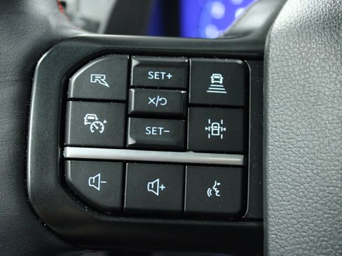 Used 2025 Ford F150 Raptor AWD/4WD image 20