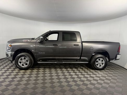 Certified 2025 RAM 2500 Big Horn AWD/4WD image 11