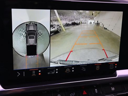 Used 2024 GMC Sierra 1500 Elevation w/ Elevation Premium Package AWD/4WD image 28