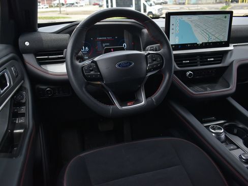 Used 2025 Ford Explorer ST AWD/4WD image 20