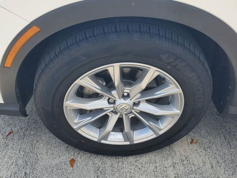 Used 2023 Honda CR-V EX image 4