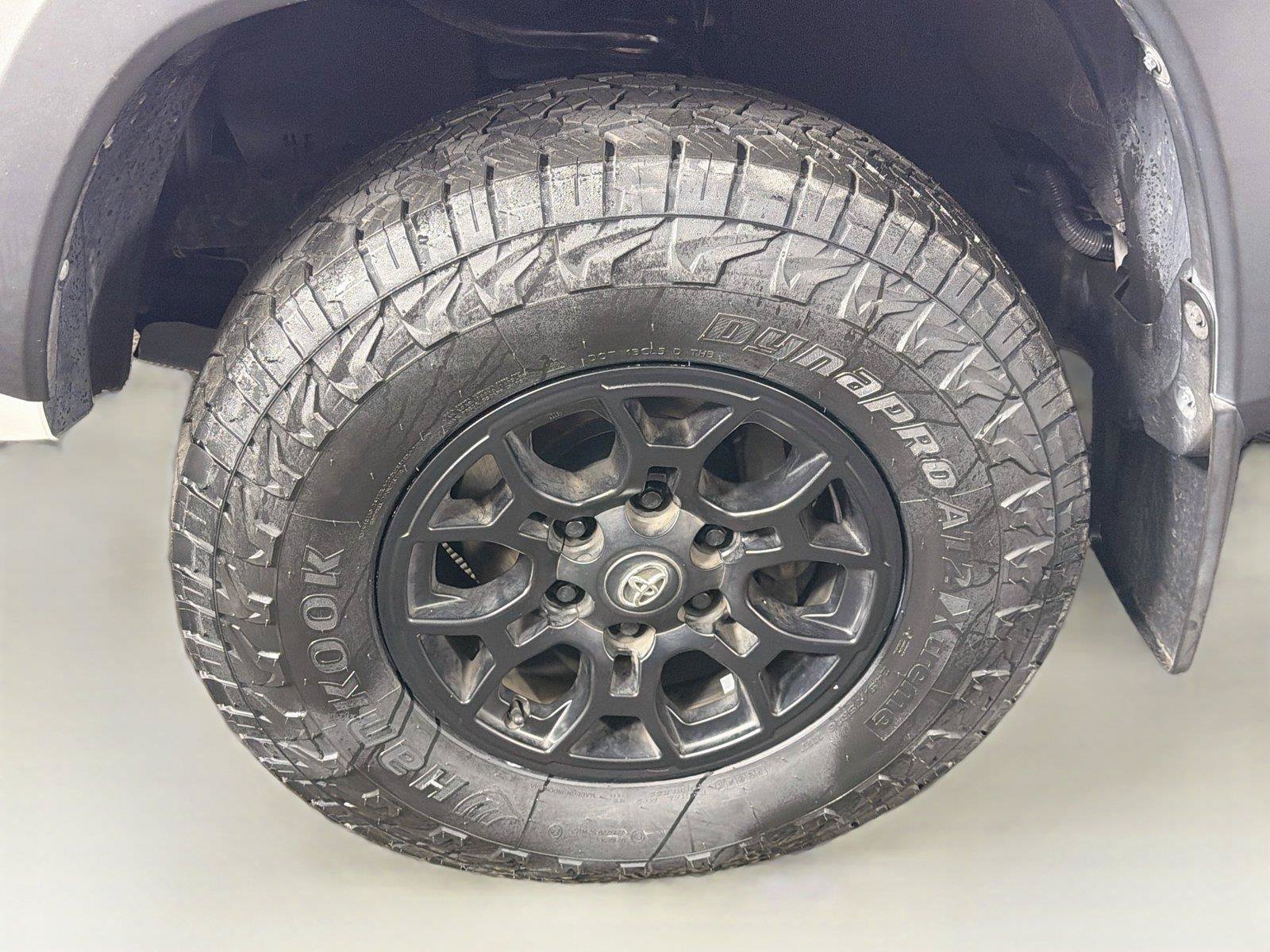 Used 2023 Toyota Tacoma SR5 w/ SX Package AWD/4WD image 32
