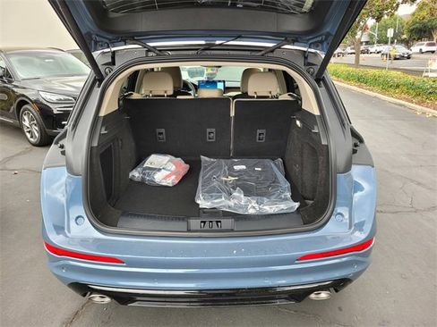 New 2025 Lincoln Corsair Grand Touring image 16