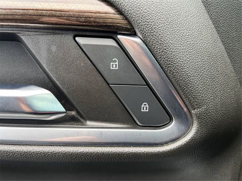 Used 2024 Chevrolet Silverado 1500 LT image 42