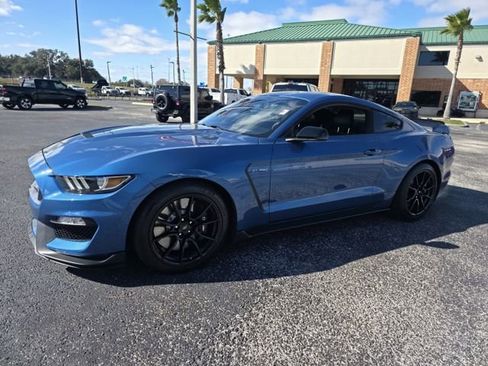 Used 2019 Ford Mustang Shelby GT350 w/ Technology Package image 9