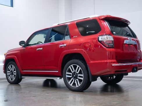 Used 2024 Toyota 4Runner Limited AWD/4WD image 6