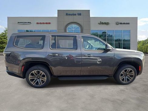 New 2026 Jeep Grand Wagoneer 4WD w/ Premium Group I image 5