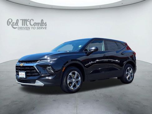 Used 2025 Chevrolet Blazer LT AWD/4WD image 1