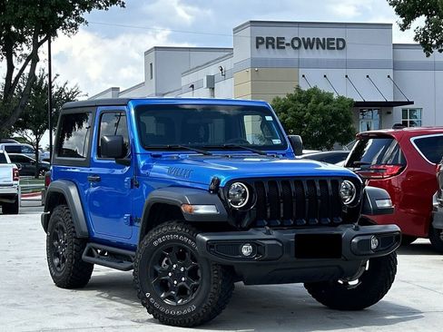 Used 2023 Jeep Wrangler Sport AWD/4WD image 2