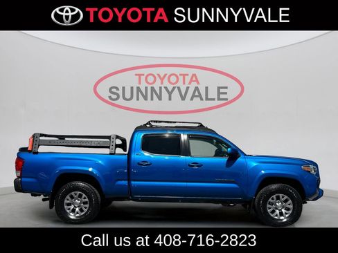 Used 2017 Toyota Tacoma SR5 w/ Tow Package AWD/4WD image 10