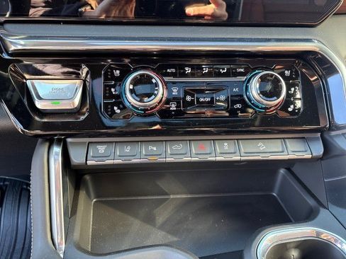 New 2026 GMC Sierra 2500 Denali Ultimate image 22