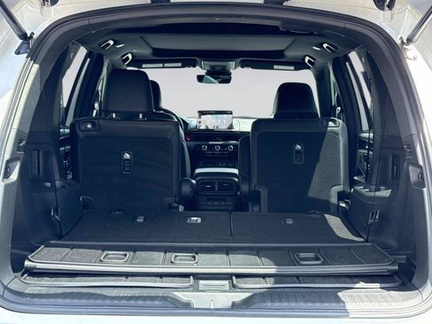 Certified 2025 Honda Pilot TrailSport image 12