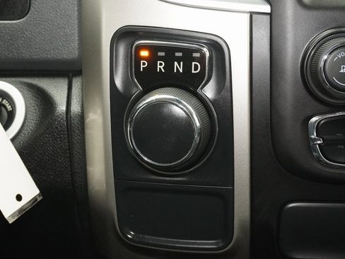 Used 2019 RAM 1500 Lone Star image 18