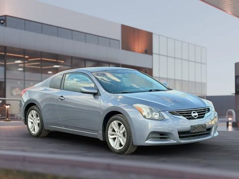 Used 2010 Nissan Altima 2.5 S FWD image 13