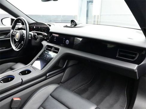 Used 2023 Porsche Taycan w/ Premium Package image 19