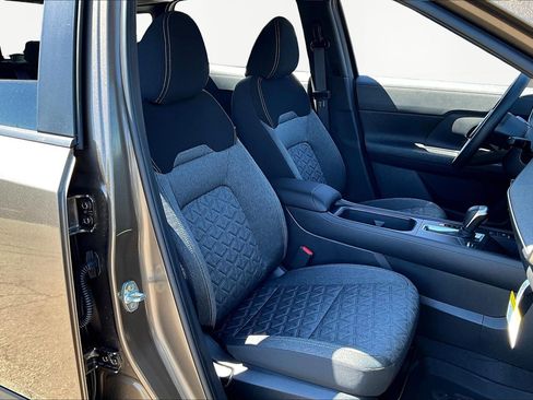 New 2026 Nissan Kicks SV AWD/4WD image 18