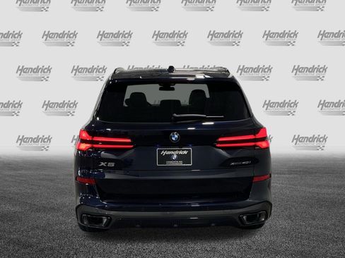 Used 2026 BMW X5 xDrive40i w/ M Sport Package AWD/4WD image 7