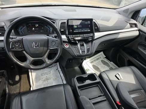 Used 2024 Honda Odyssey EX-L image 2