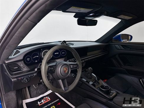 Used 2022 Porsche 911 GT3 image 10