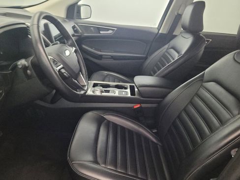 Used 2024 Ford Edge SEL image 17