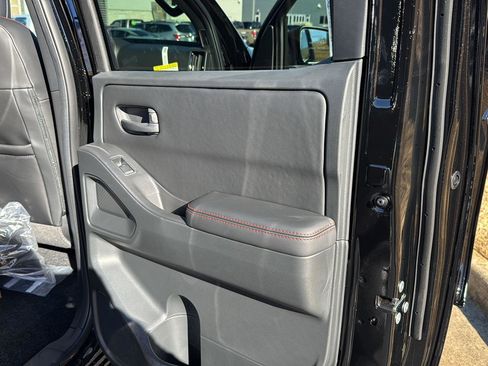 New 2026 Nissan Frontier PRO-4X w/ Pro Premium Package image 14
