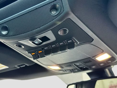 Used 2018 Ford F250 Platinum w/ Platinum Ultimate Package image 37