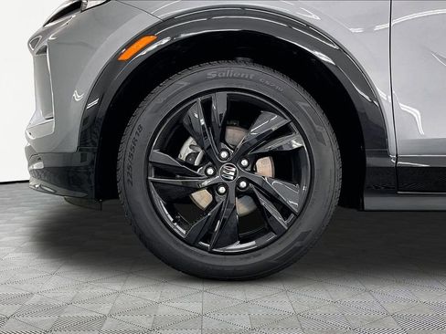 Used 2024 Buick Encore GX Sport Touring FWD image 9