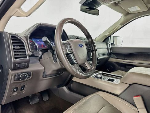 Used 2021 Ford Expedition Max Limited RWD image 12