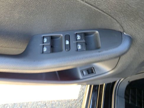 Used 2011 Volkswagen Jetta S FWD image 14