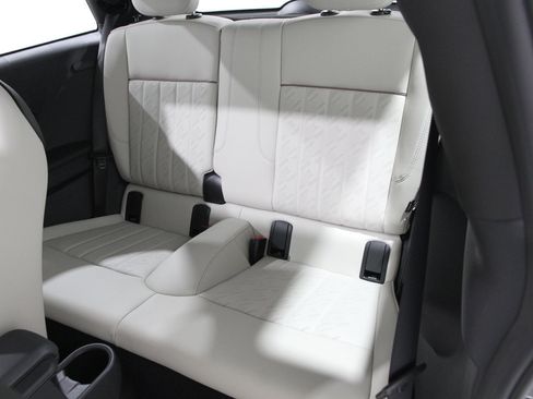 Certified 2025 MINI Cooper S image 20