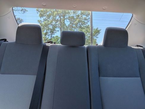 Used 2015 Toyota Corolla L image 13