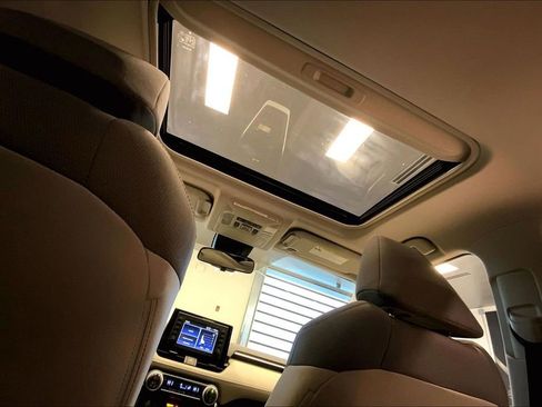 Used 2019 Toyota RAV4 XLE image 14