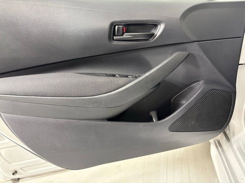 Used 2023 Toyota Corolla LE FWD image 13