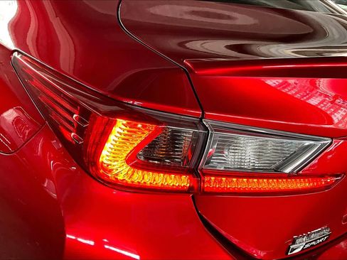 Used 2016 Lexus RC 200t image 29