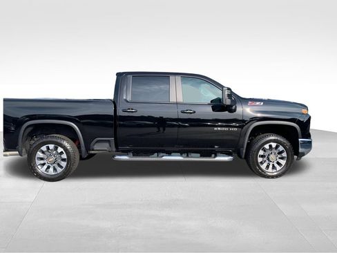 Used 2024 Chevrolet Silverado 2500 LT AWD/4WD image 6