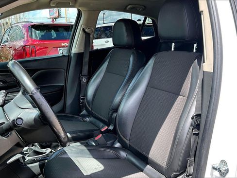 Used 2019 Buick Encore Preferred FWD image 21