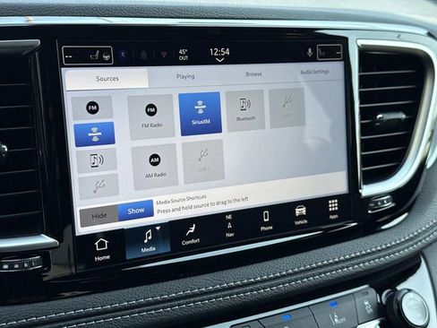 New 2026 Chrysler Pacifica Limited w/ S Appearance Package FWD image 12