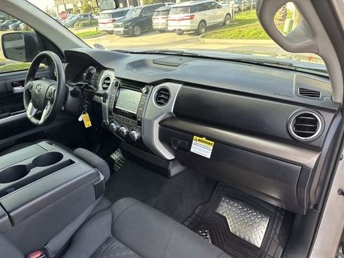 Used 2018 Toyota Tundra SR5 image 13