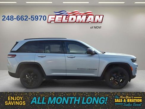 Used 2022 Jeep Grand Cherokee Altitude image 7