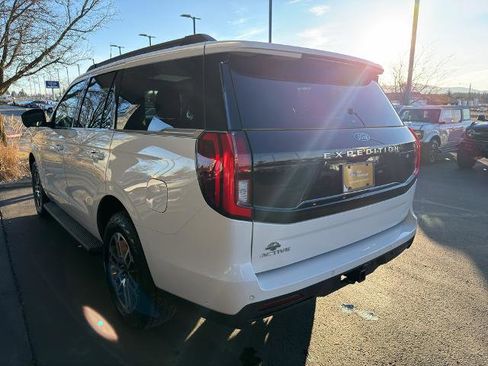 Certified 2025 Ford Expedition Active image 14