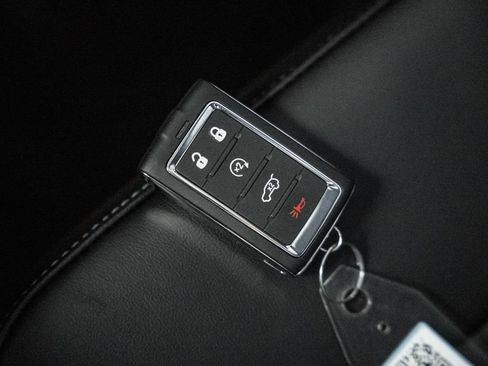 New 2025 Jeep Grand Cherokee Limited image 44